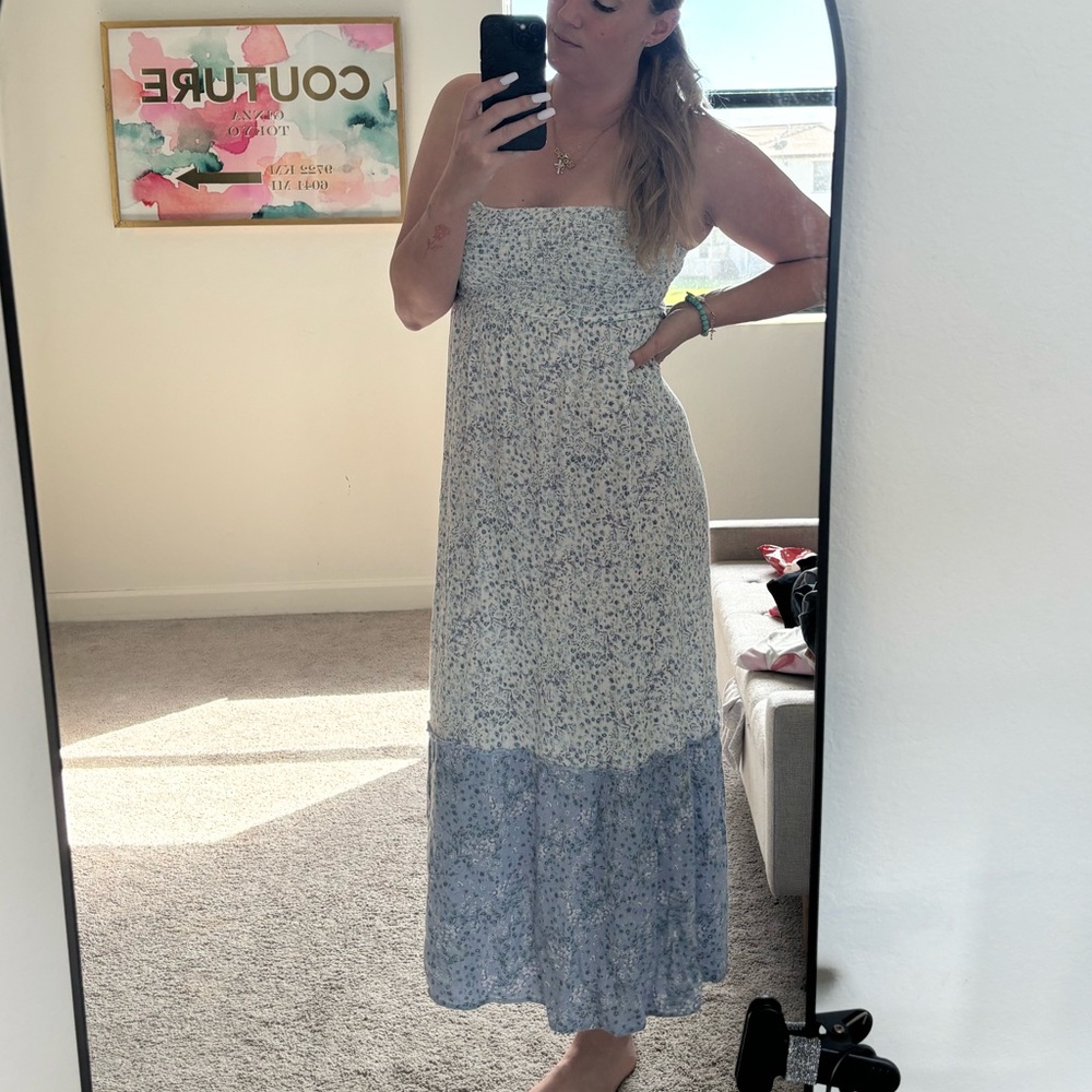 Hippie rose maxi dress.